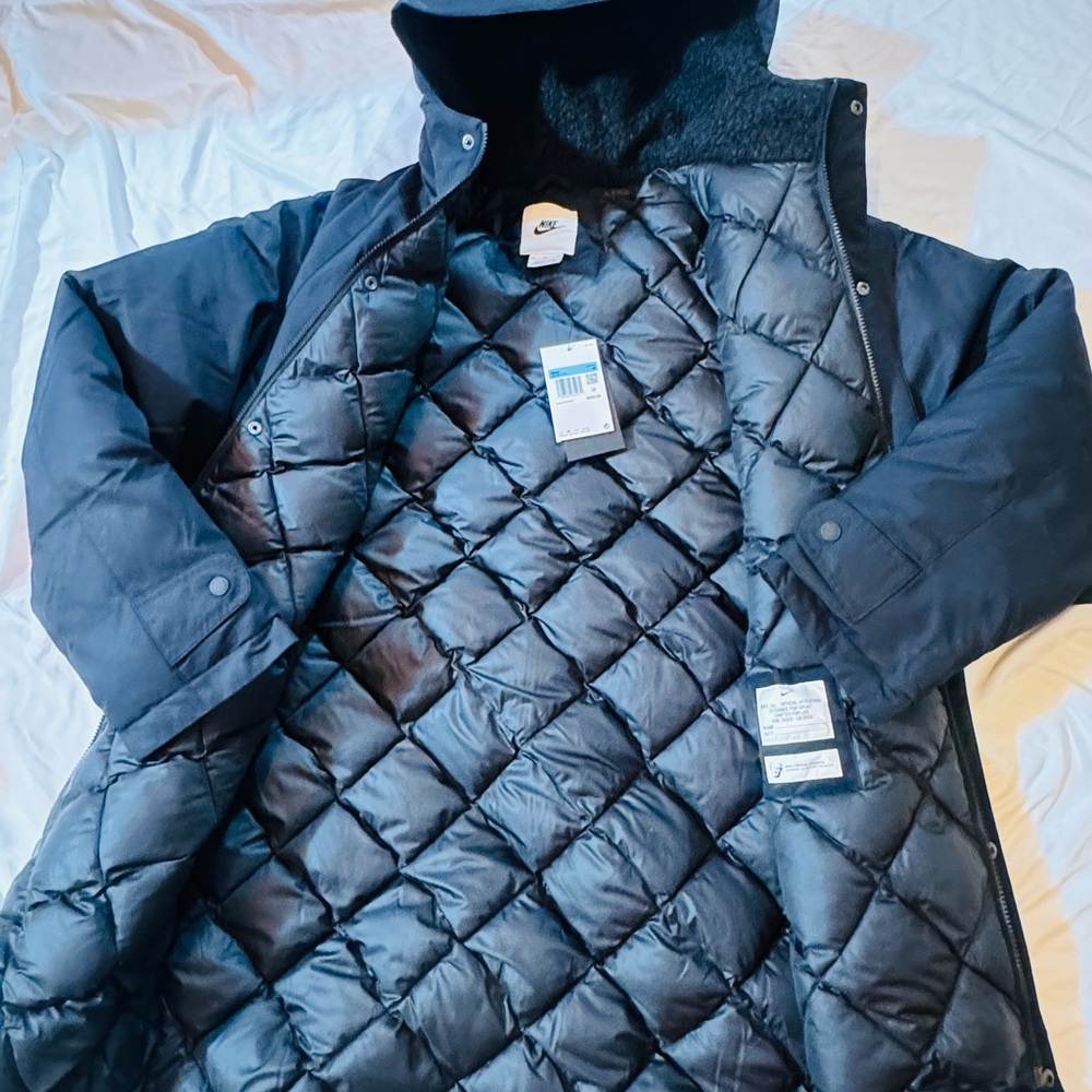 Sold NEW Nike Black Quilted Jacket
